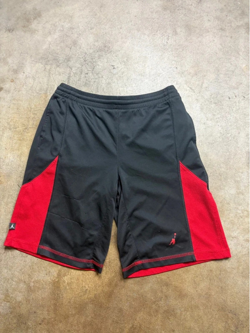 Y2K red and black Jordan basketball shorts
